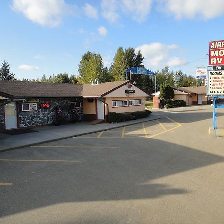 Airport Inn Motel Quesnel Exterior foto